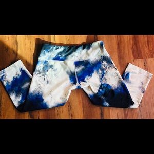 Lululemon Blue/Black/White Marbled Legging